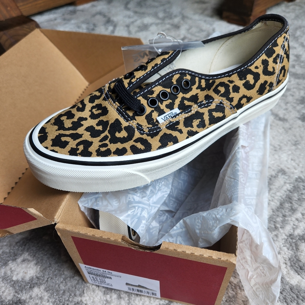 Vans authentic 44 DX Anaheim factory black tan leopard